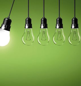 energiesparlampe, gluehbirnen - zum fachtag klima - foto: fotolia, coloures-pic