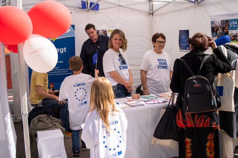 Internationale Bildungskooperationen beteiligt sich