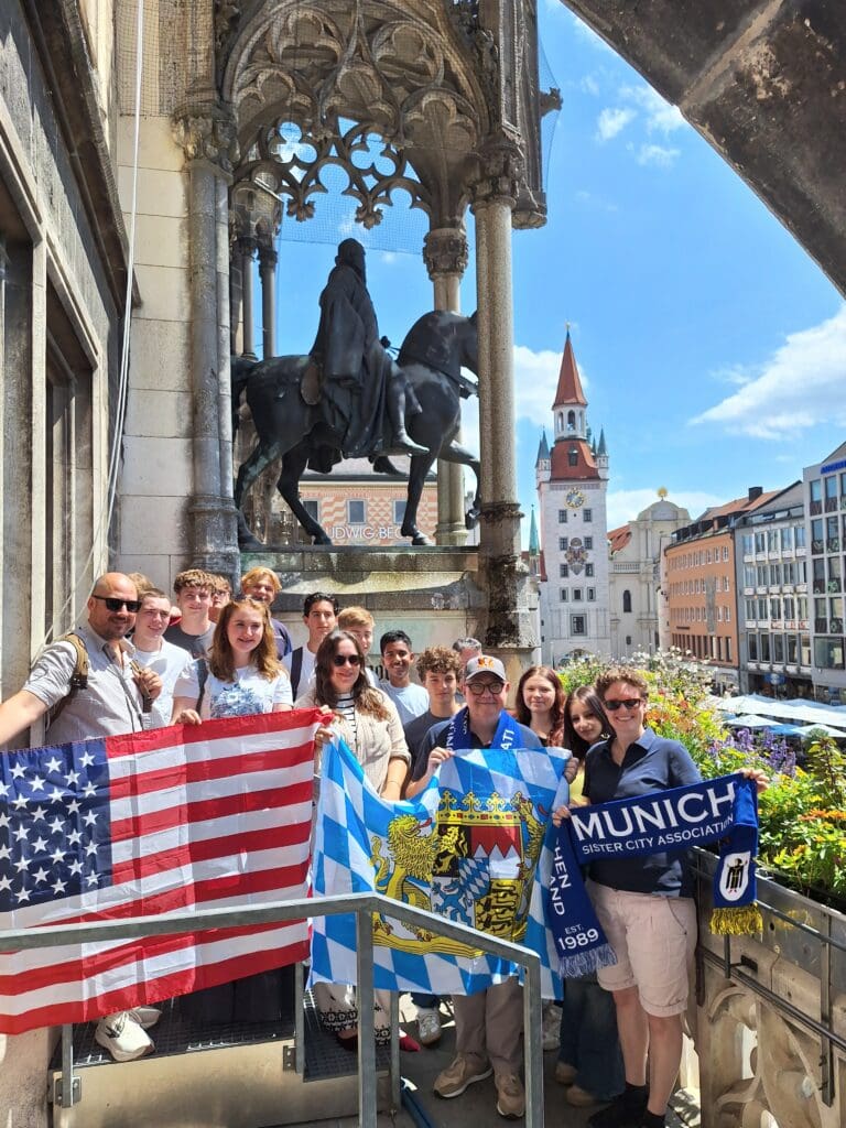Gruppenfoto Internationales Schüler*innenprogramm mit Cincinnati